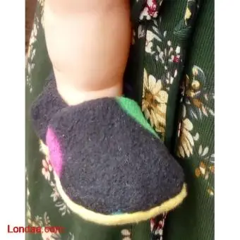 Socks ngato (feet warmers)