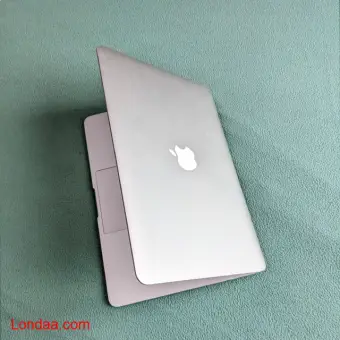 2015 Apple MacBook Pro 13" - 2