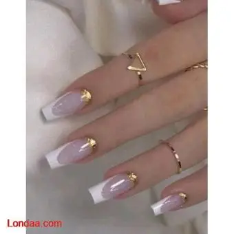 Press on nails - 4