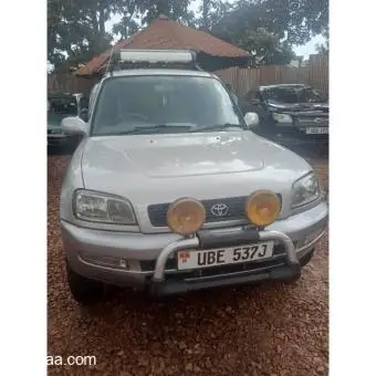 Toyota RAV4 - 2