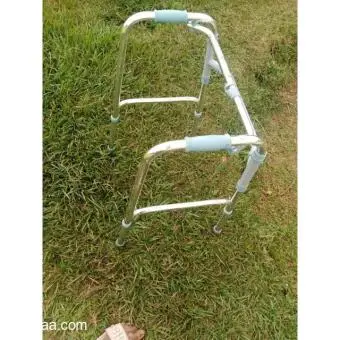 Aluminum foldable walker