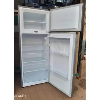 Hisense 270L Double Door Fridges With a Water Dispenser - 2